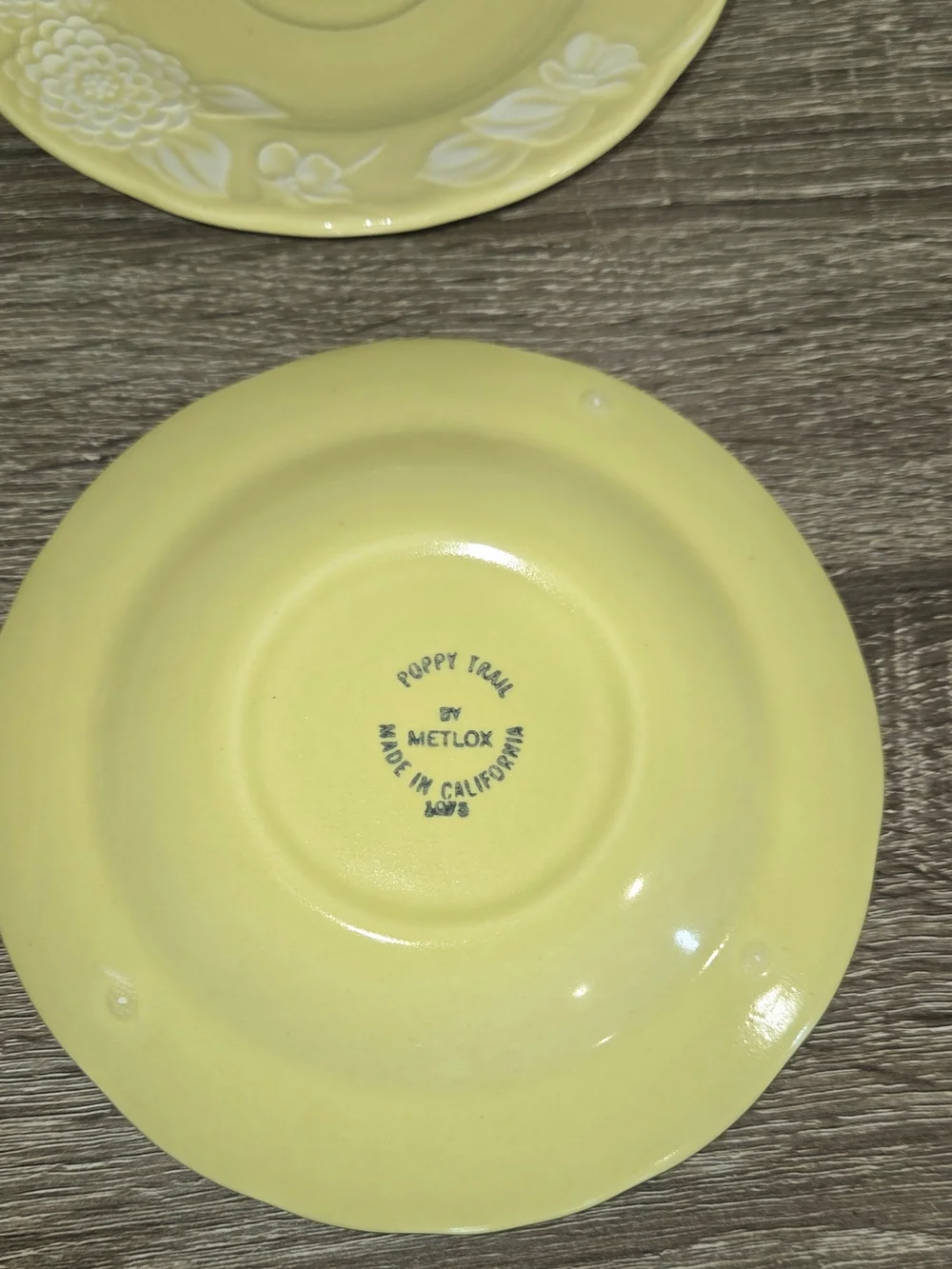 Set of 4 Metlox Pottery Poppy Trail Flora Lace Saucers 6
